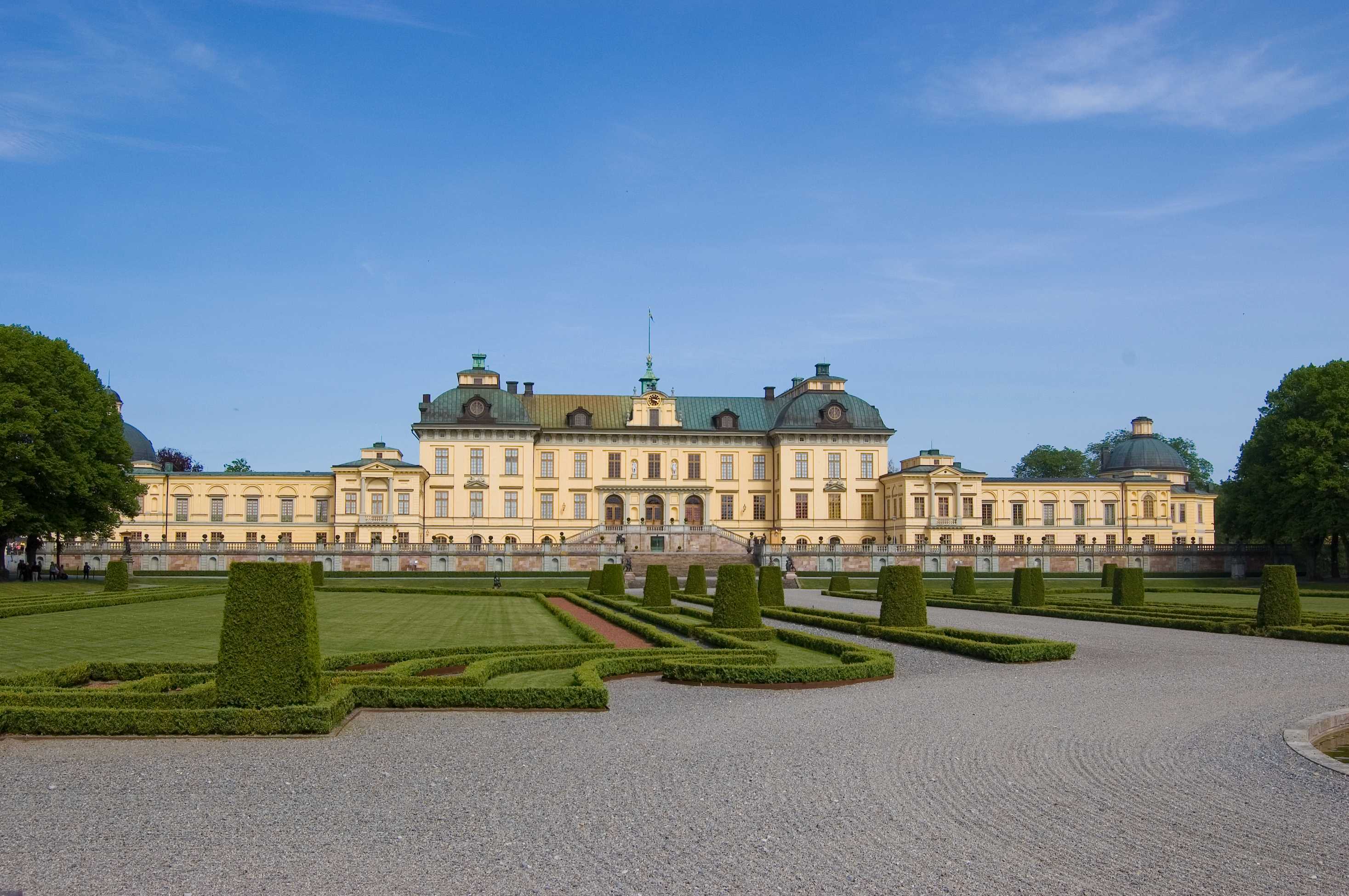 نمای کاخ دروتنینگهُلم (Drottningholm Palace)