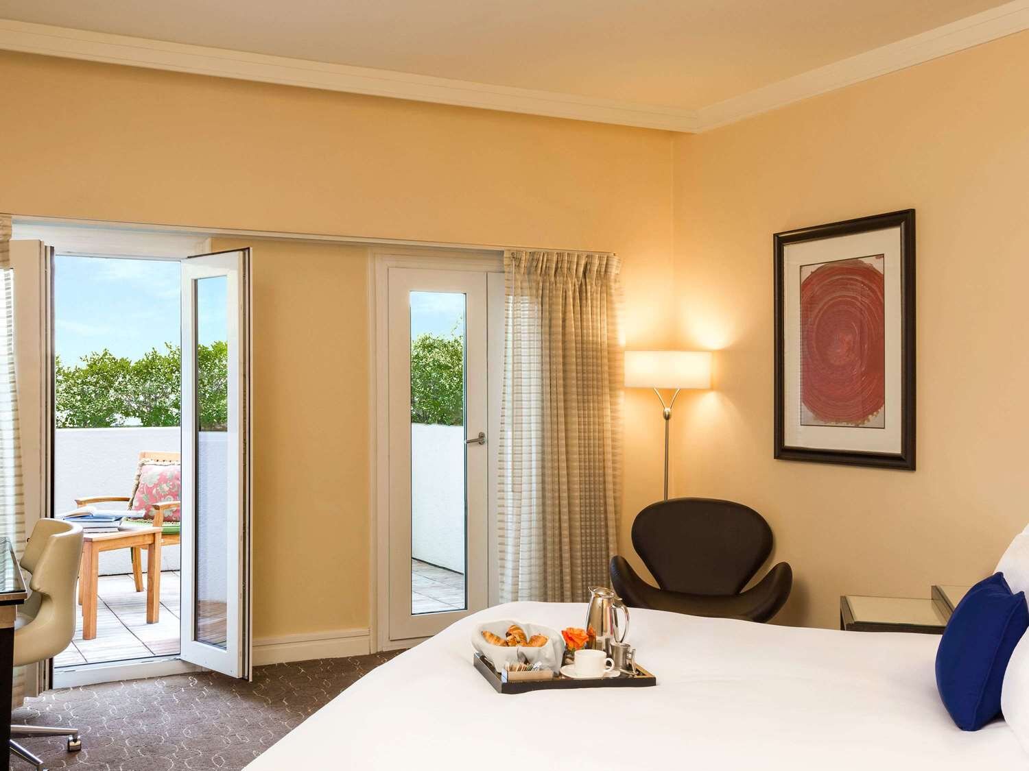هتل بورلی هیلز لس آنجلس (Beverly Hills Hotel)